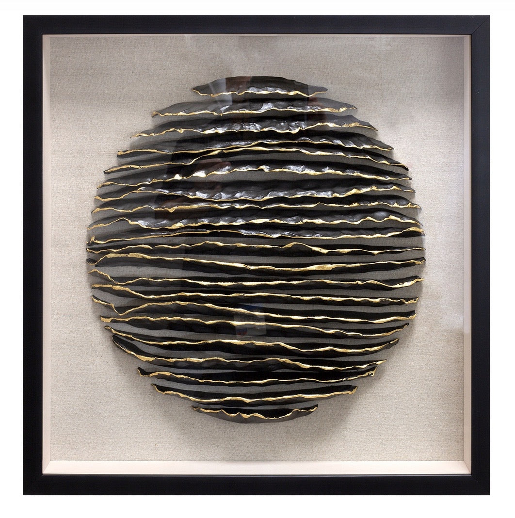 Shadow Box Black / Gold Art