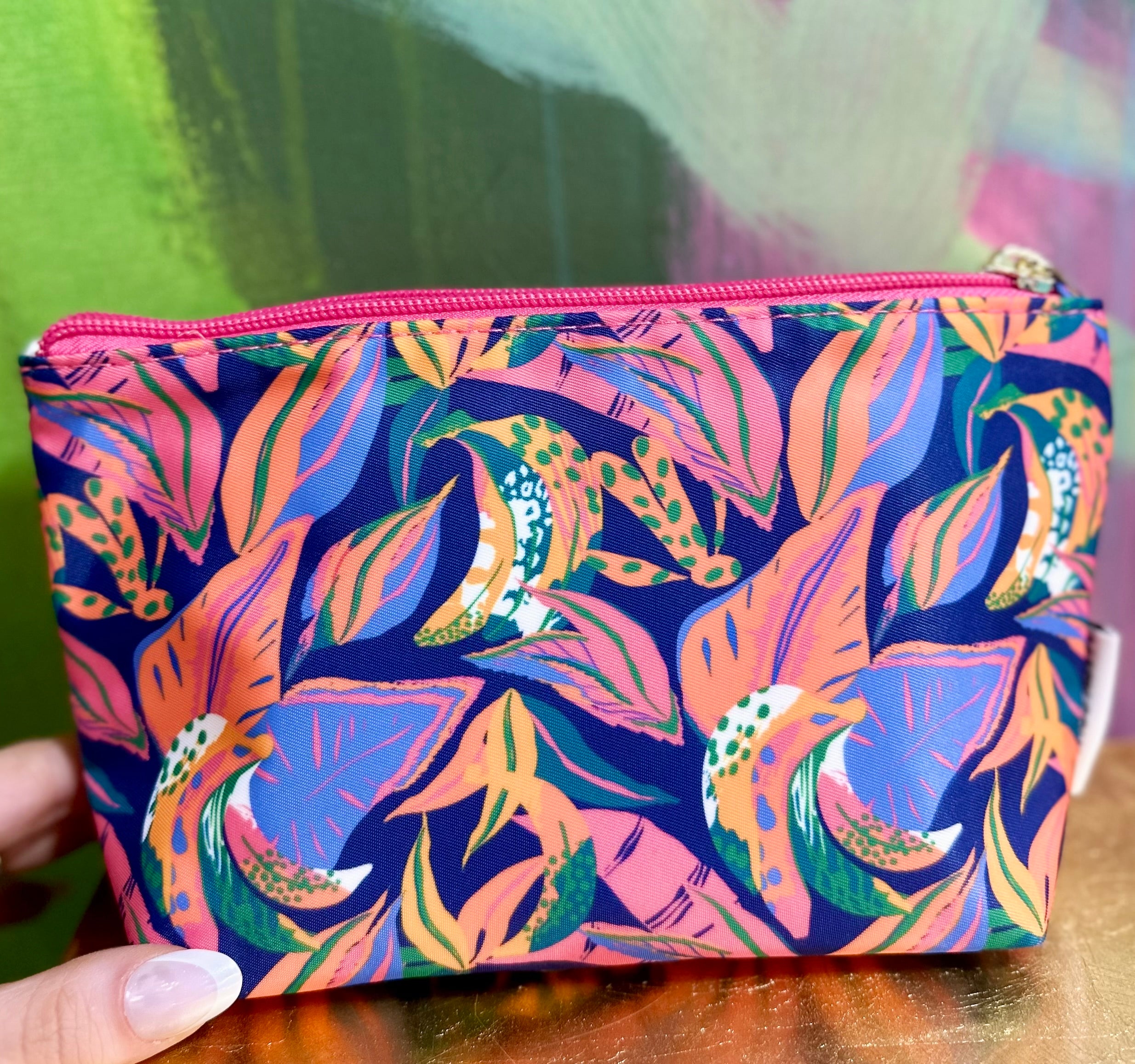 Colorful essential bag