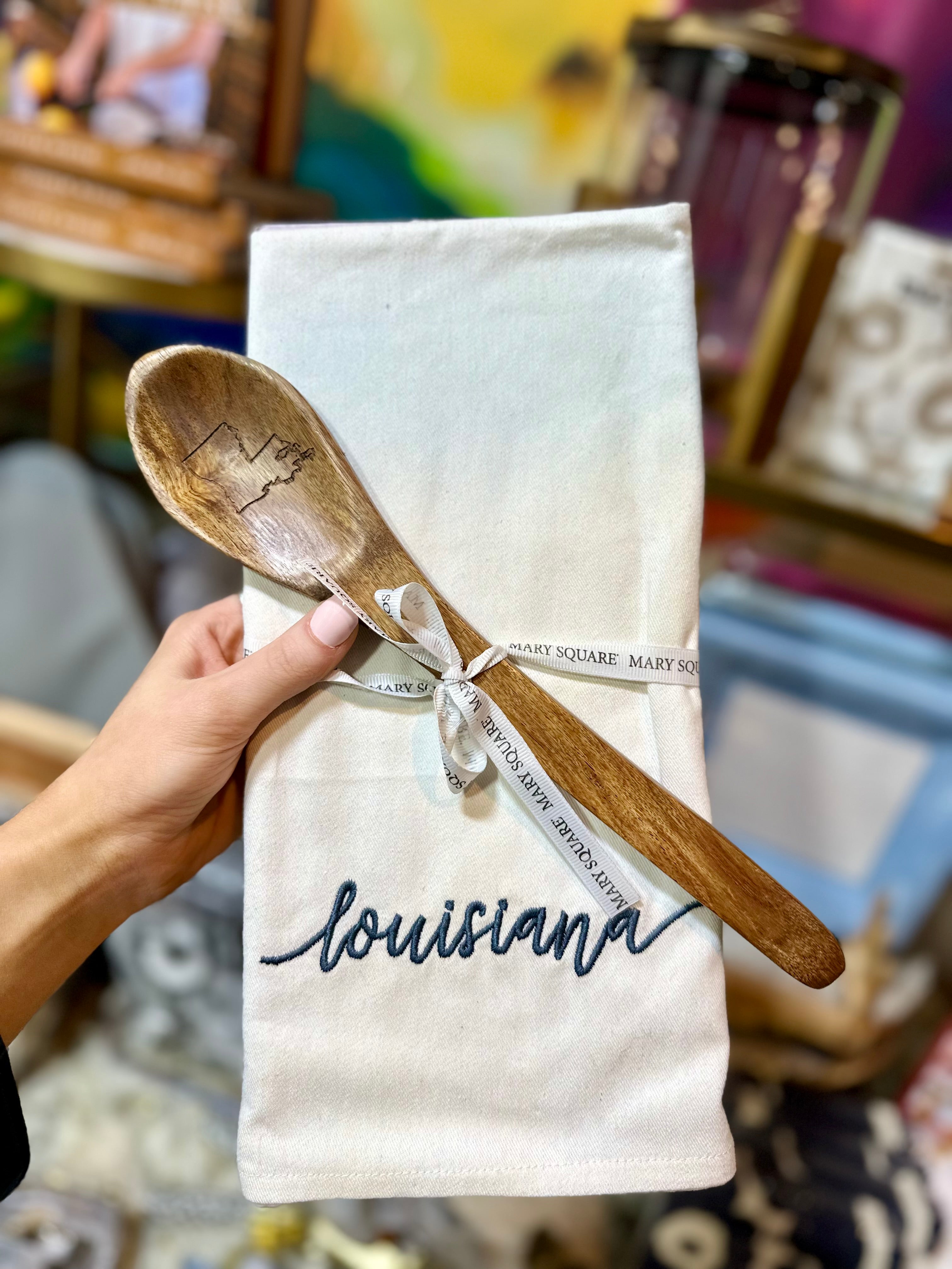 Louisiana dish towel and spoon