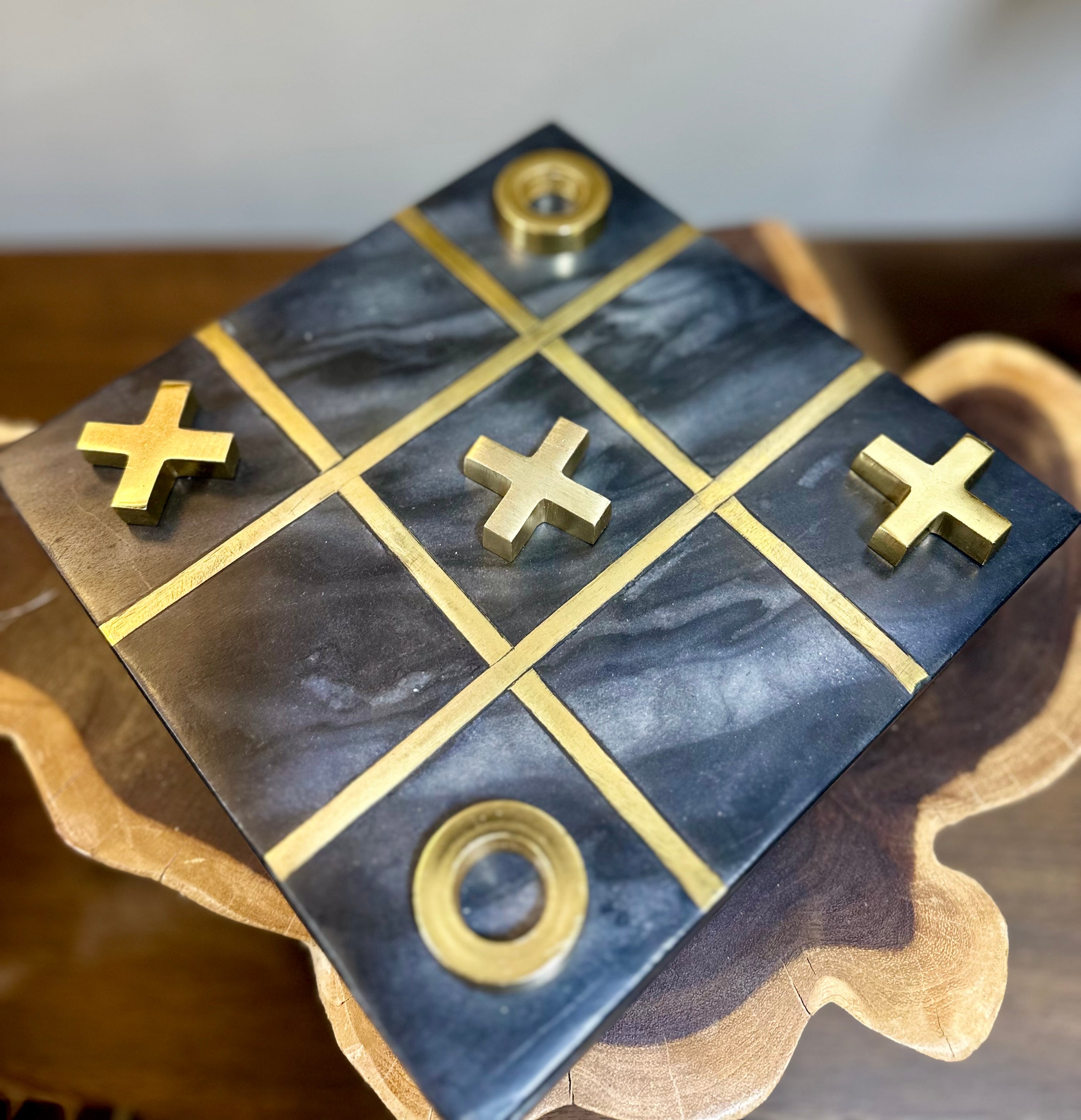Marble tic tac toe
