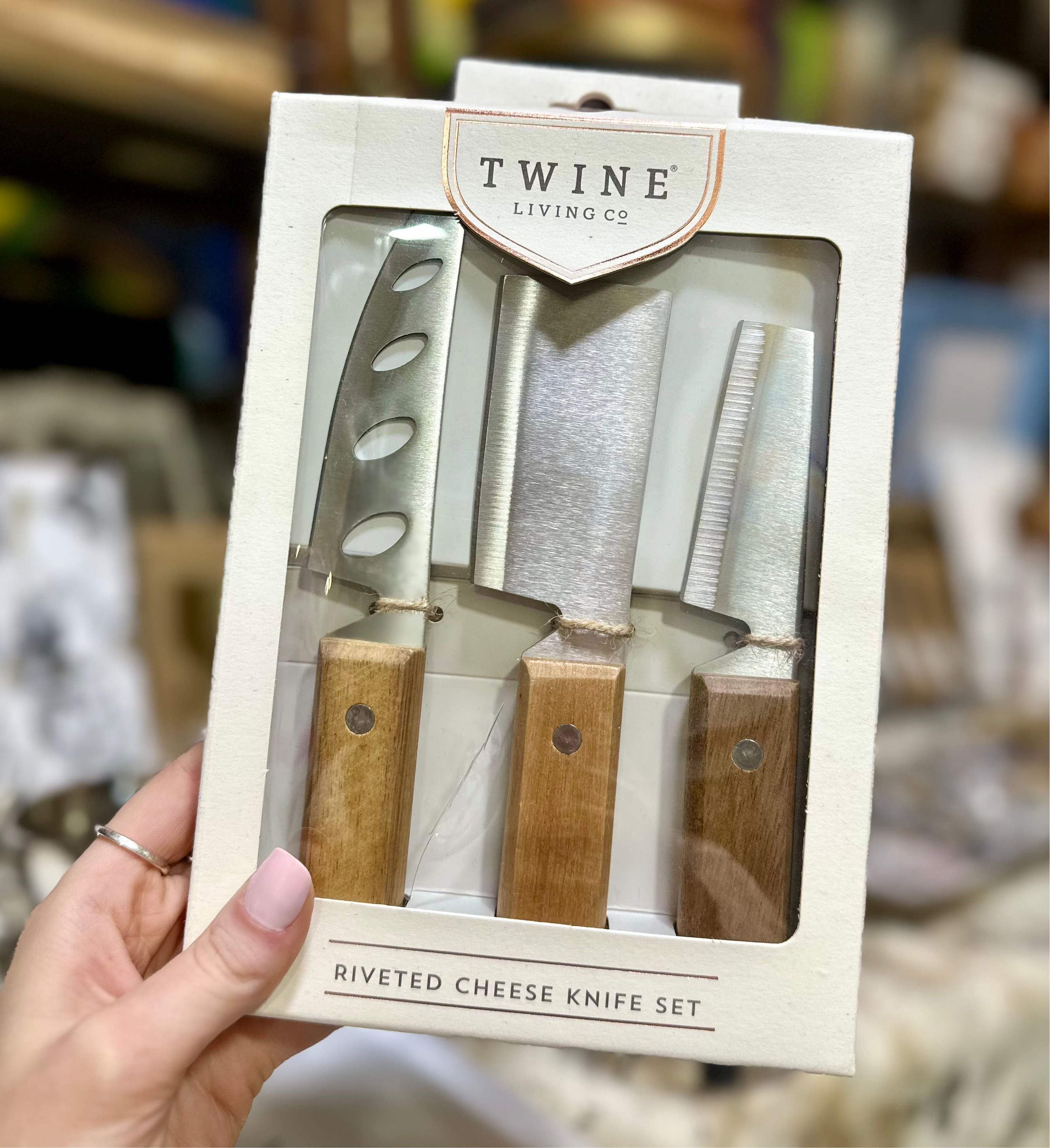 Cheese knife set