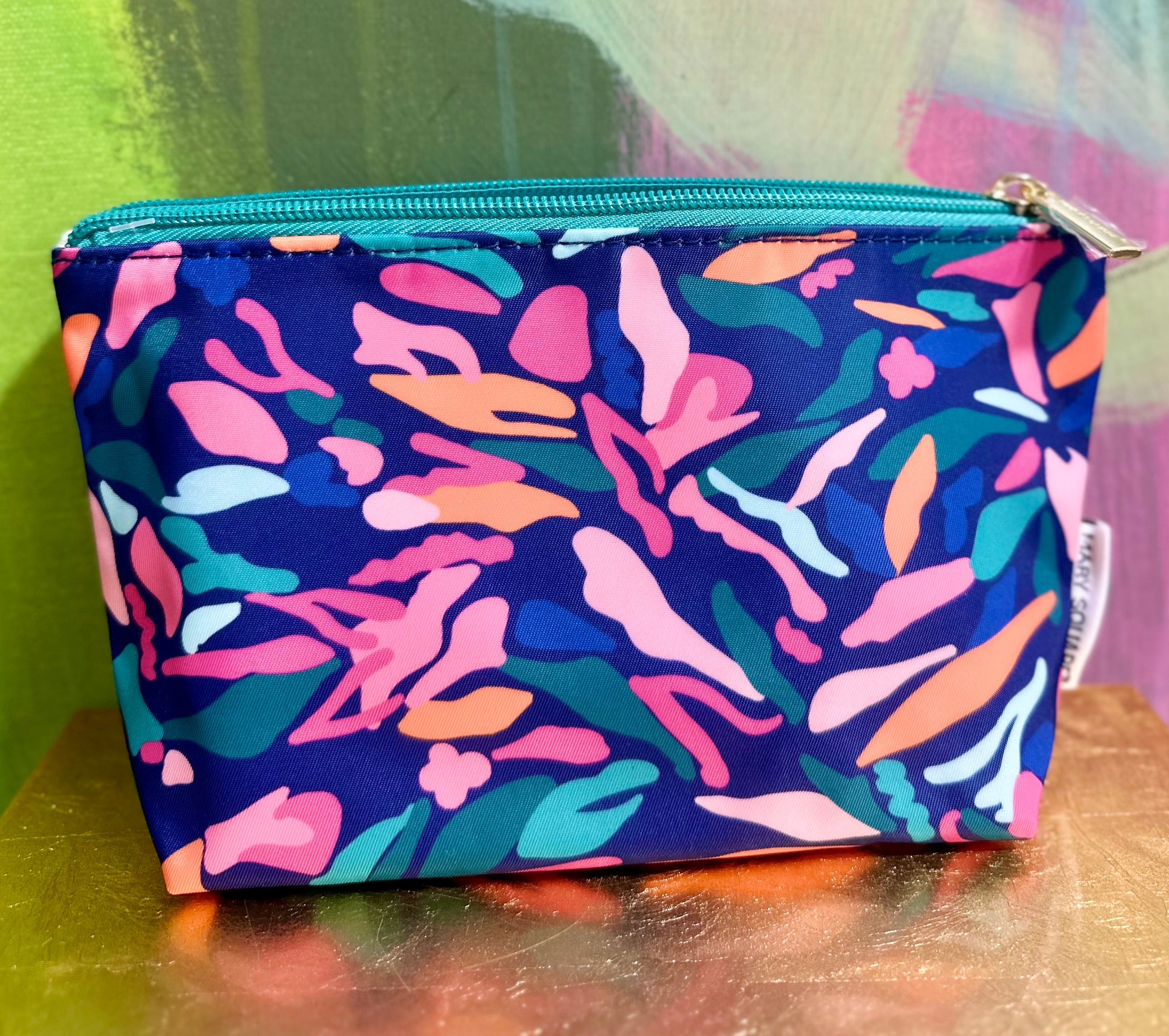 Colorful essential bag