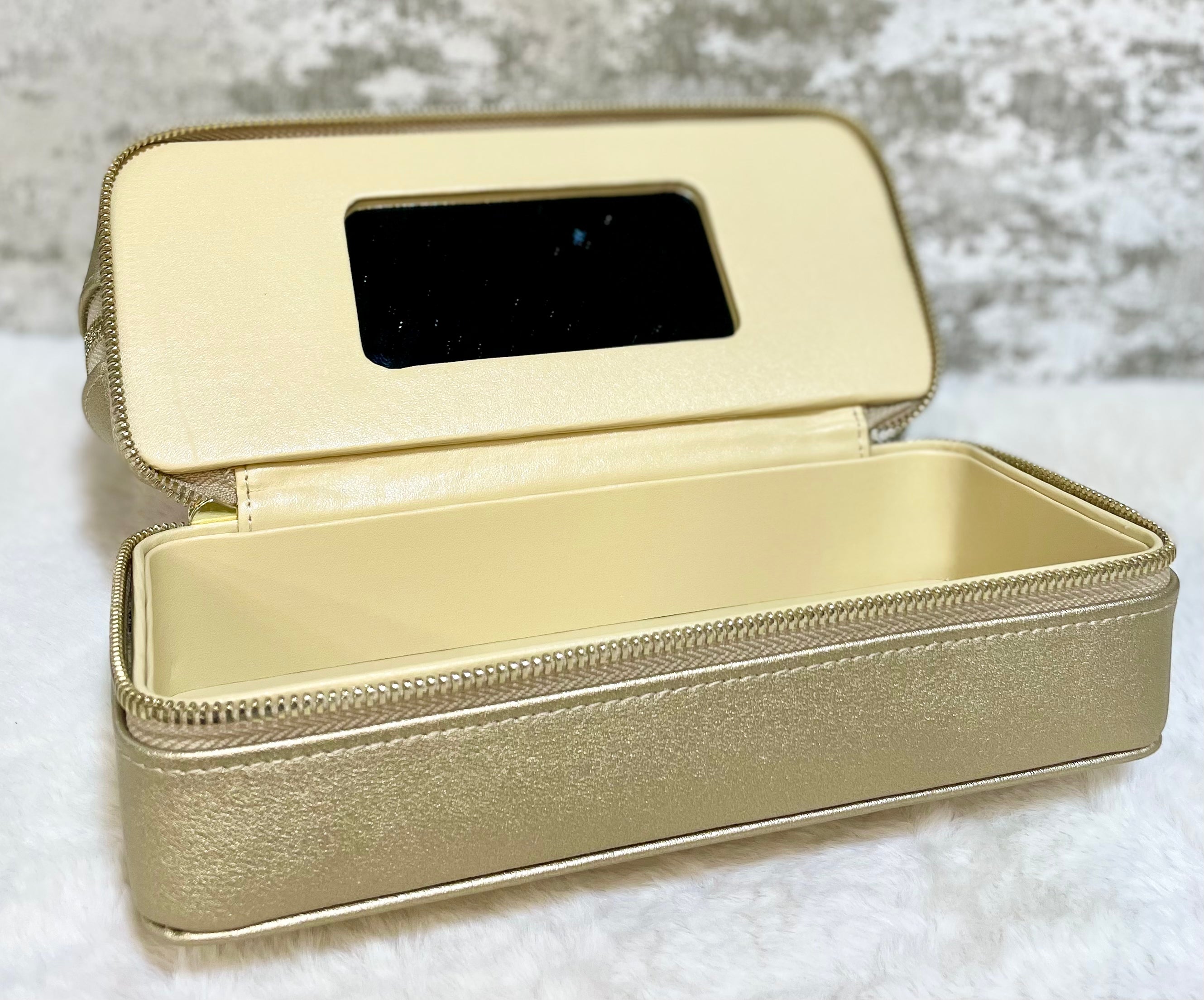 Hollis Gold Travel Jewelry Case with Mirror
