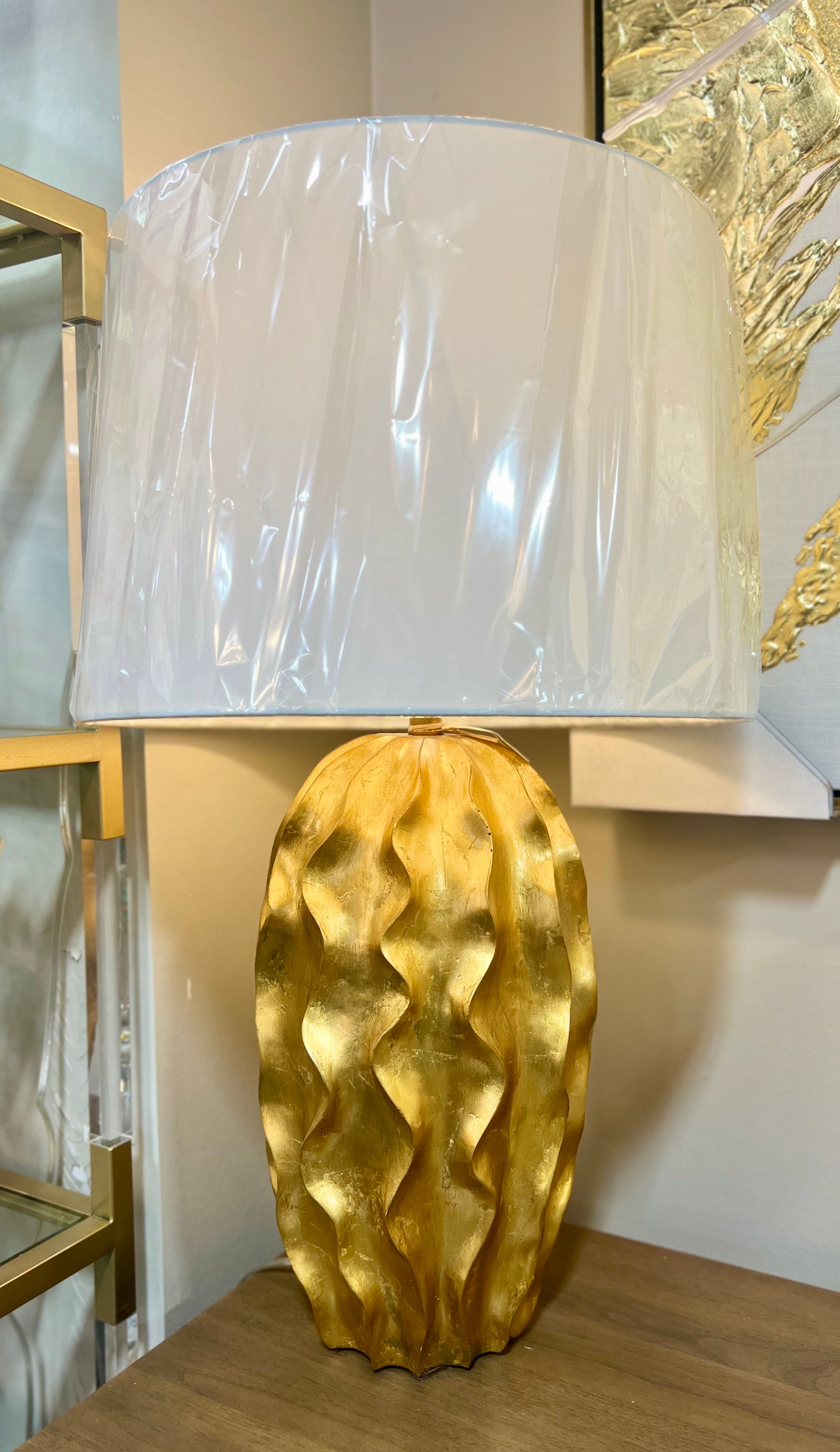 Gold Wavy Table Lamp
