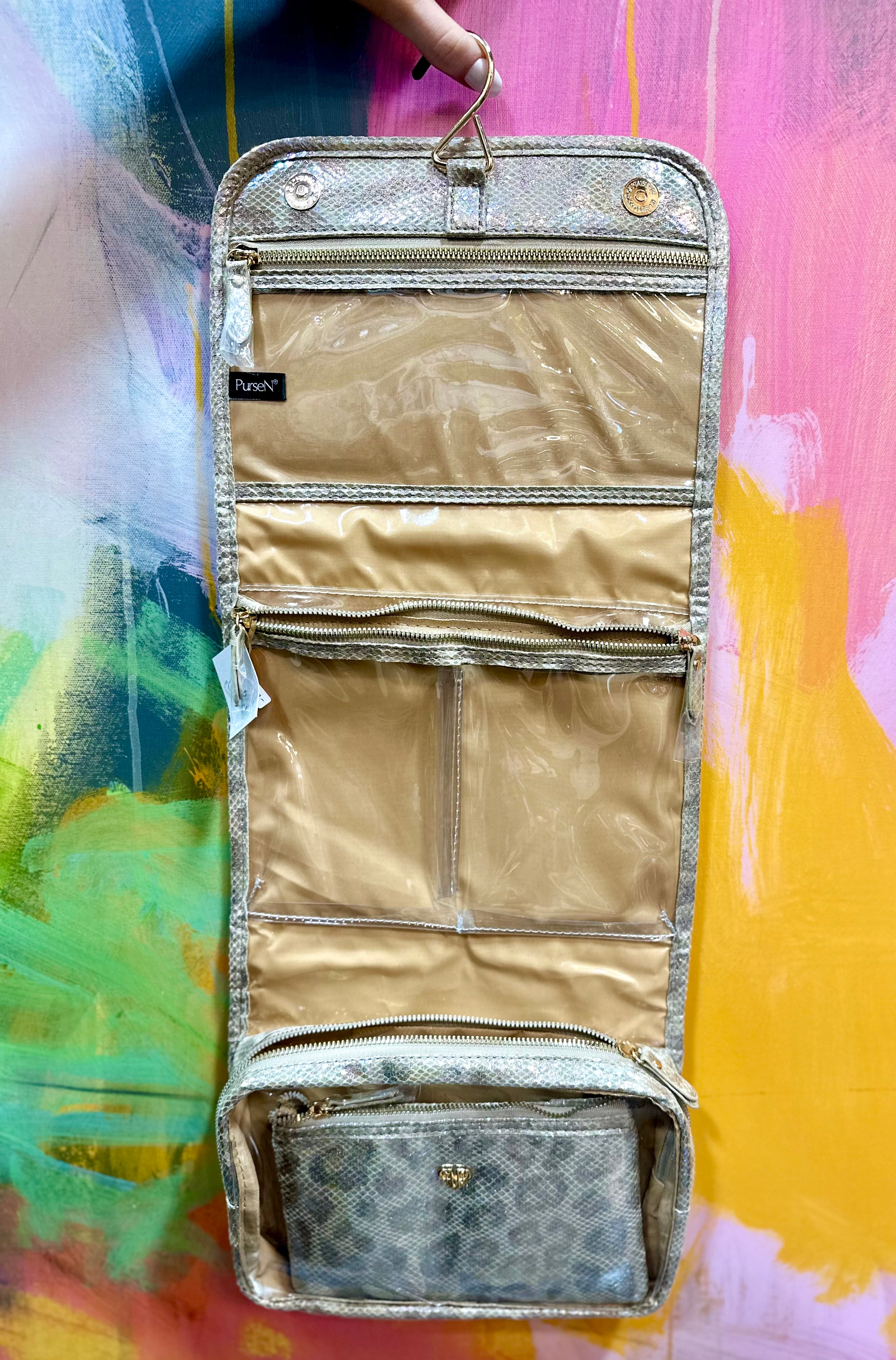 Travel hanging bag
