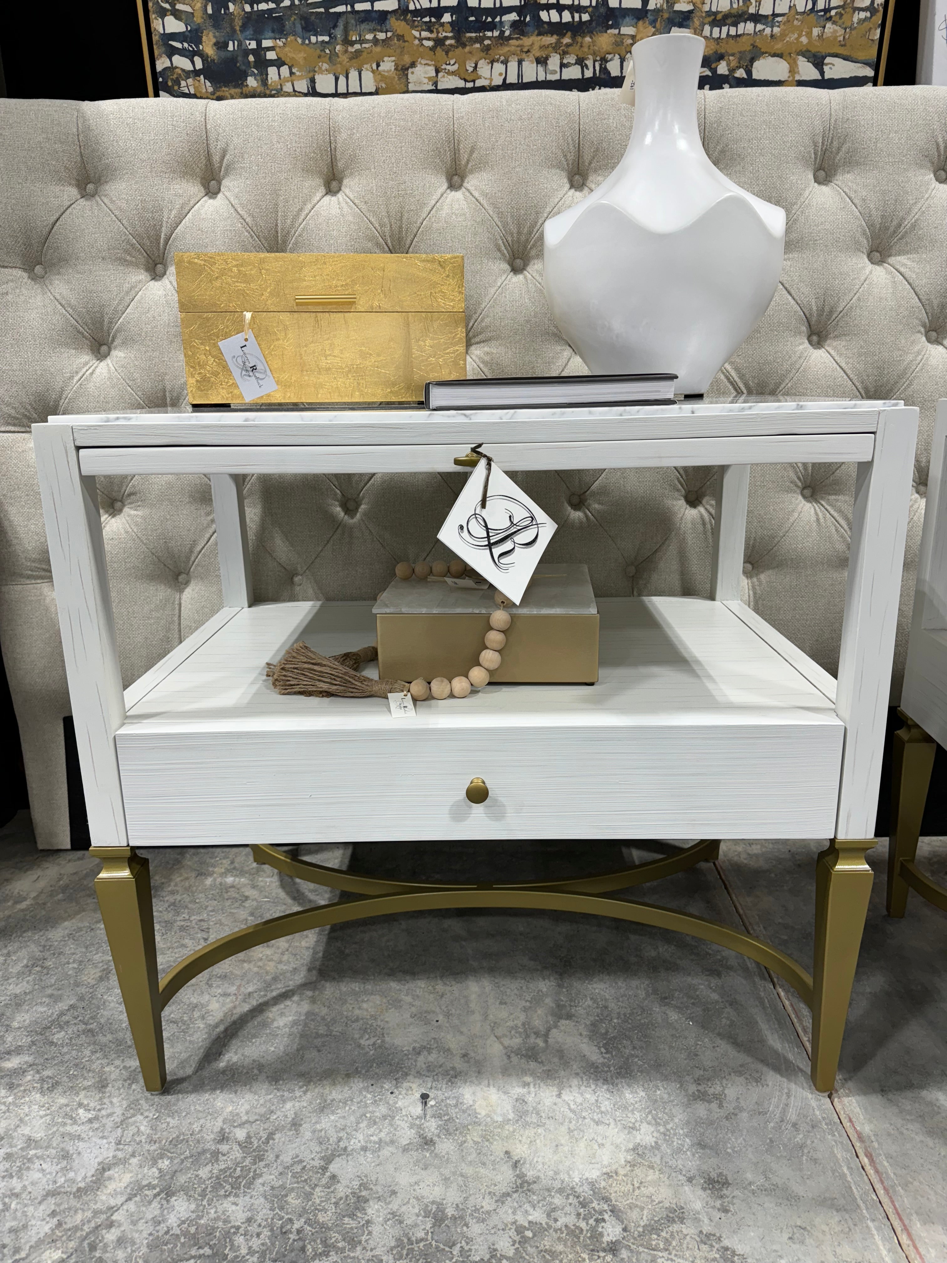 Fairfield Wood Side Table / Nightstand